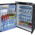 Dometic Lednice Dometic RM Series 8 RM 8401 vlevo